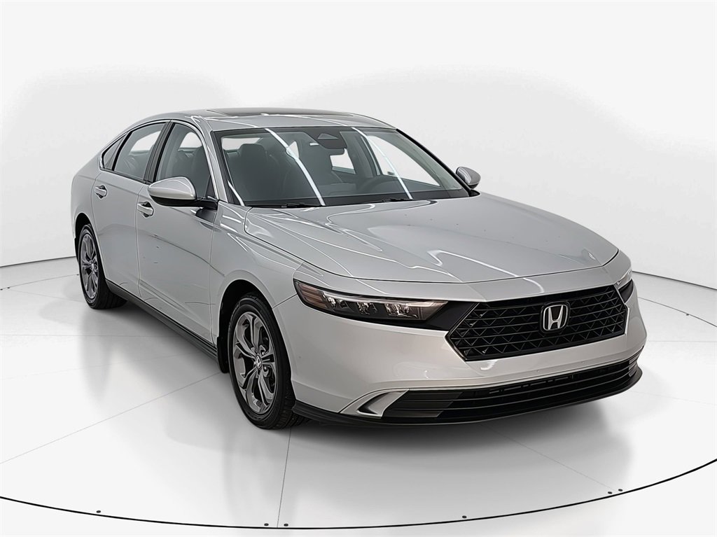 Certified 2024 Honda Accord EX image 3