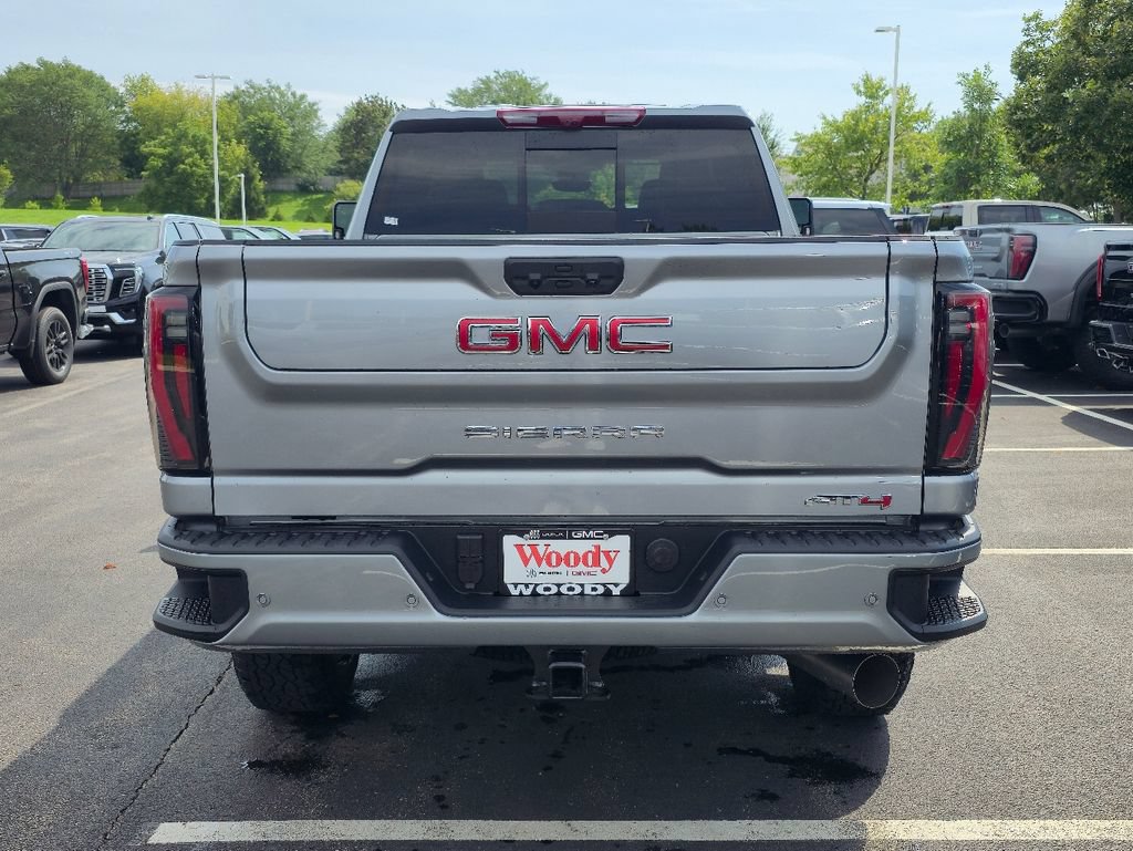New 2026 GMC Sierra 2500 AT4 w/ AT4 Premium Plus Package AWD/4WD image 9