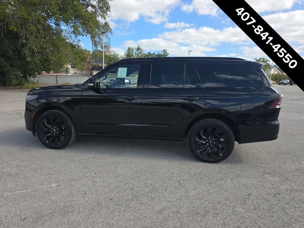 New 2026 Lincoln Navigator Reserve image 7