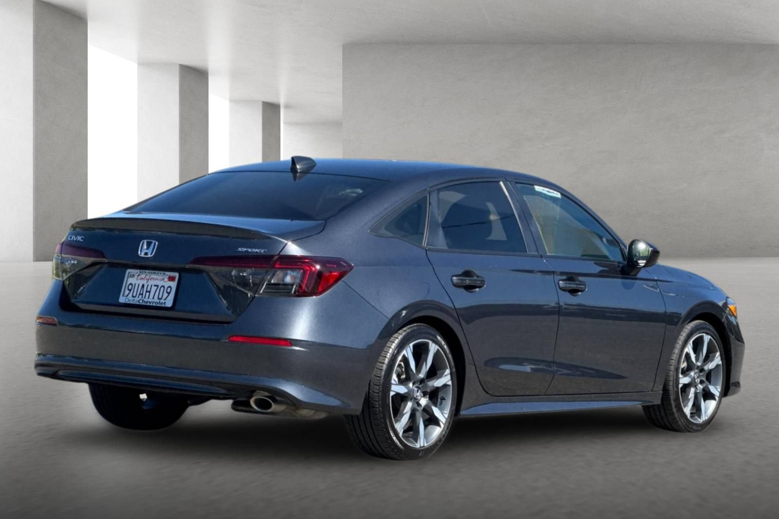 Used 2025 Honda Civic Sport image 4