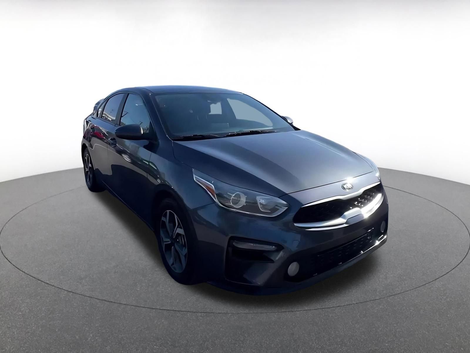 Used 2021 Kia Forte LXS image 3