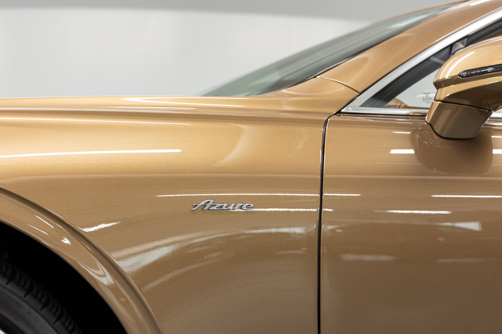 Used 2023 Bentley Continental GT Azure AWD/4WD image 21