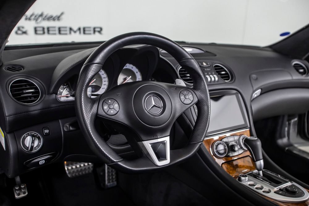 Used 2011 Mercedes-Benz SL 63 AMG image 26