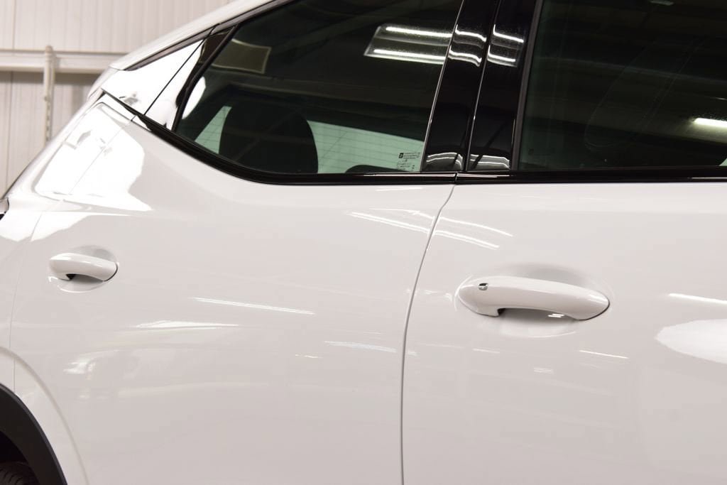 New 2027 Chevrolet Bolt LT FWD image 17