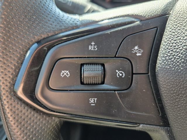 Used 2025 Chevrolet Trax LT image 27