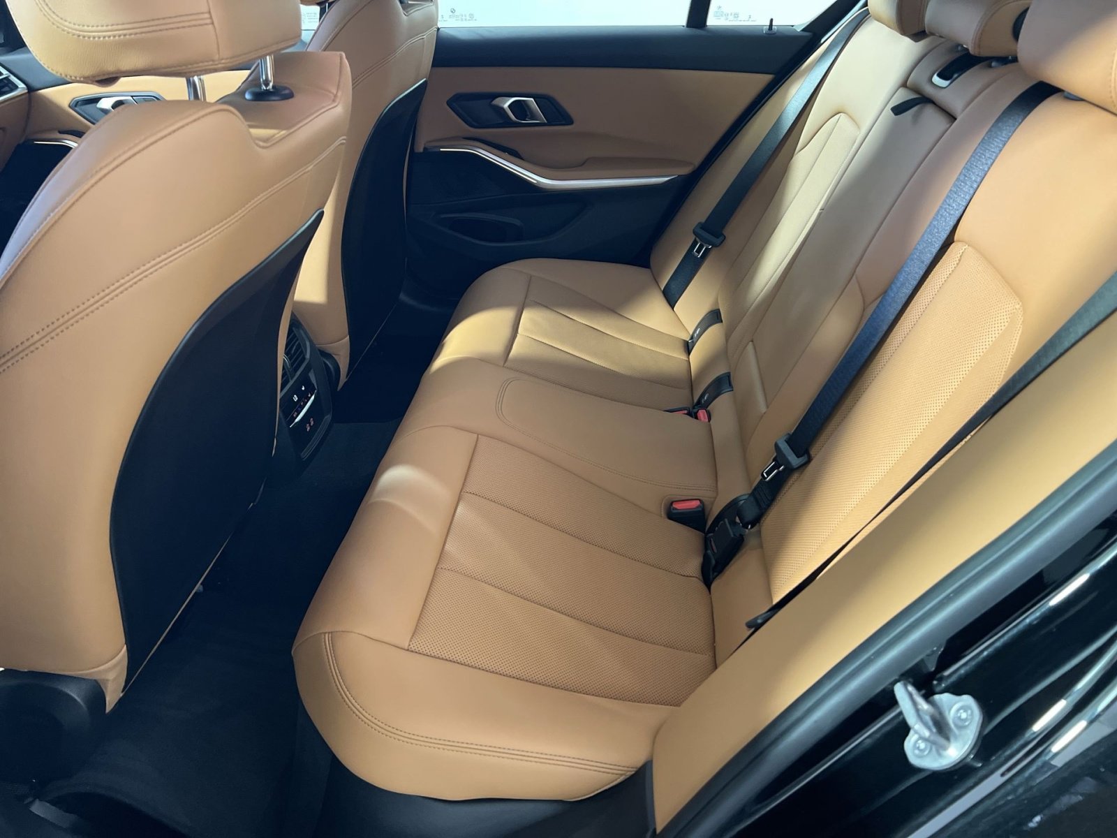 Used 2026 BMW 330i Sedan image 25