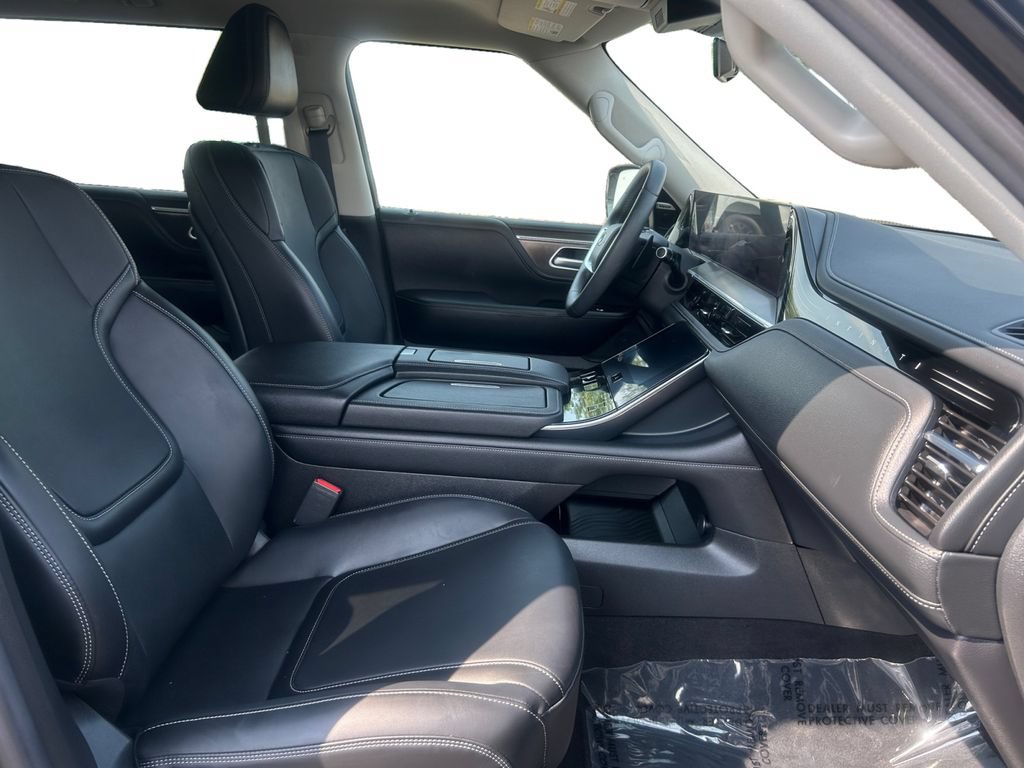 Used 2025 INFINITI QX80 Pure AWD/4WD image 22