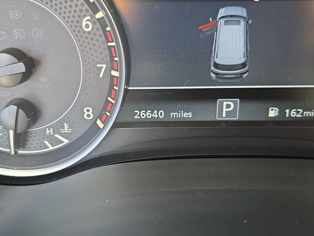 Used 2024 Nissan Armada SL w/ Captain's Chairs Package image 30