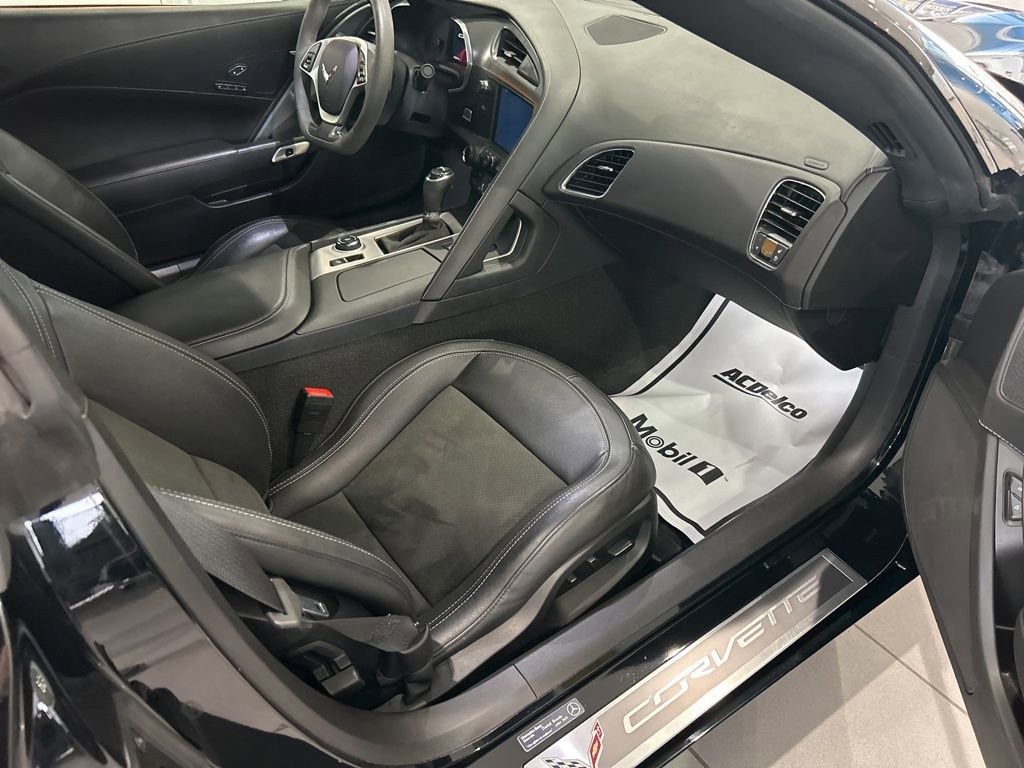 Used 2019 Chevrolet Corvette Stingray Coupe w/ 2LT Preferred Equipment Group image 33