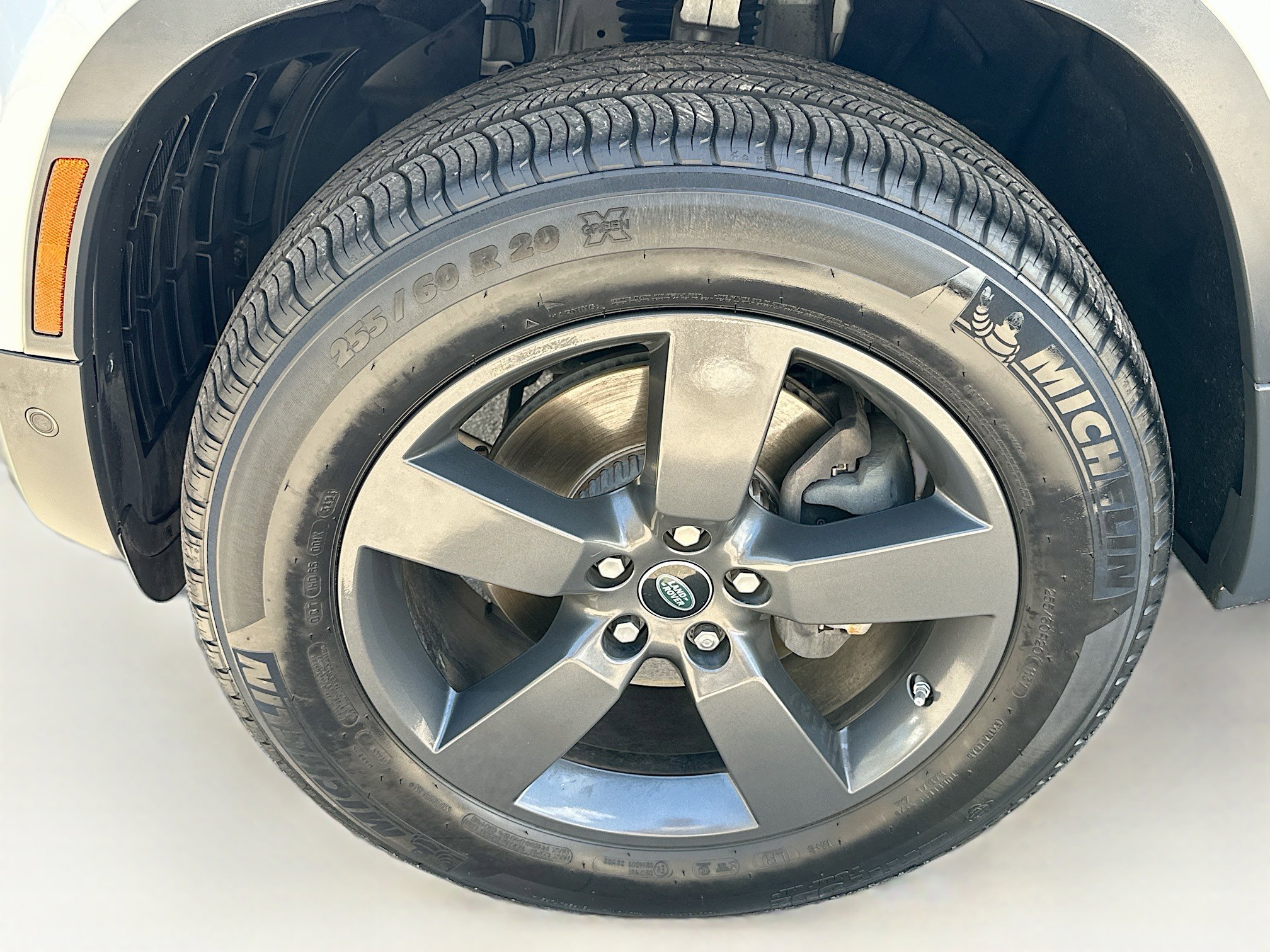 Used 2021 Land Rover Defender 110 S image 32