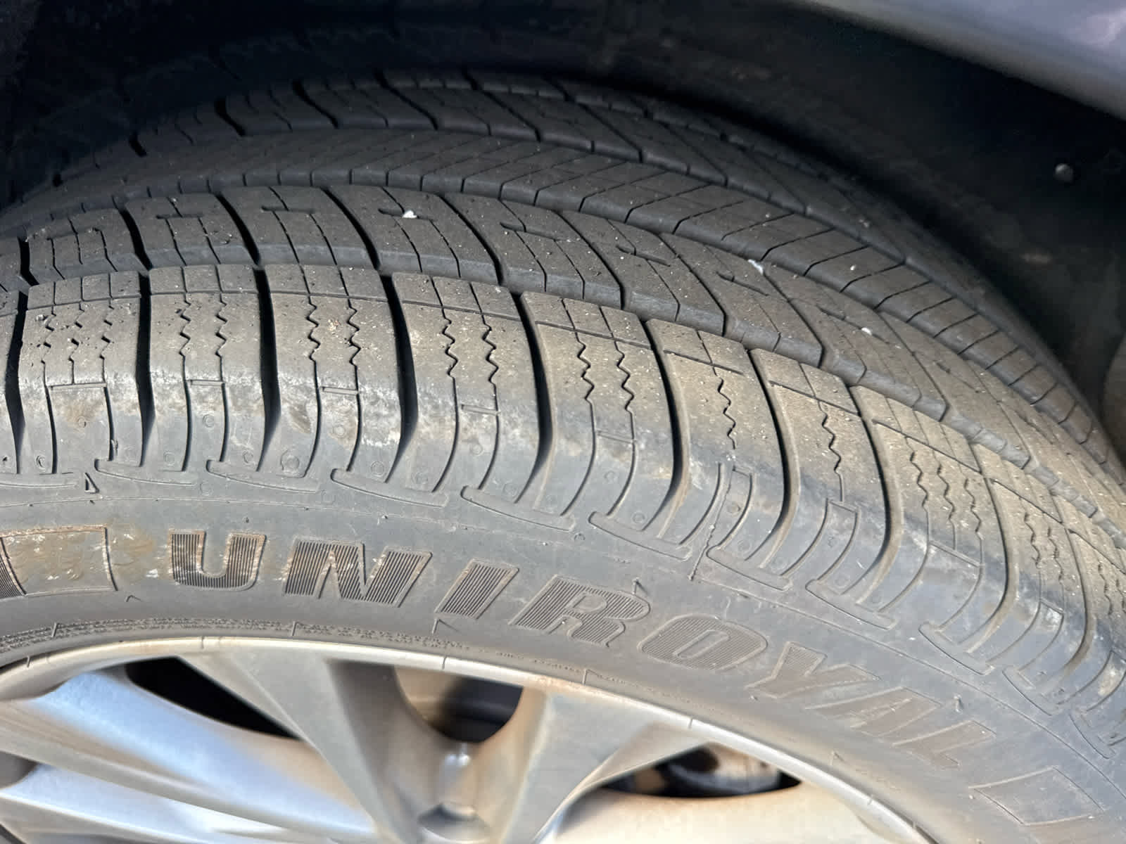 Used 2018 Toyota RAV4 Platinum AWD/4WD image 6