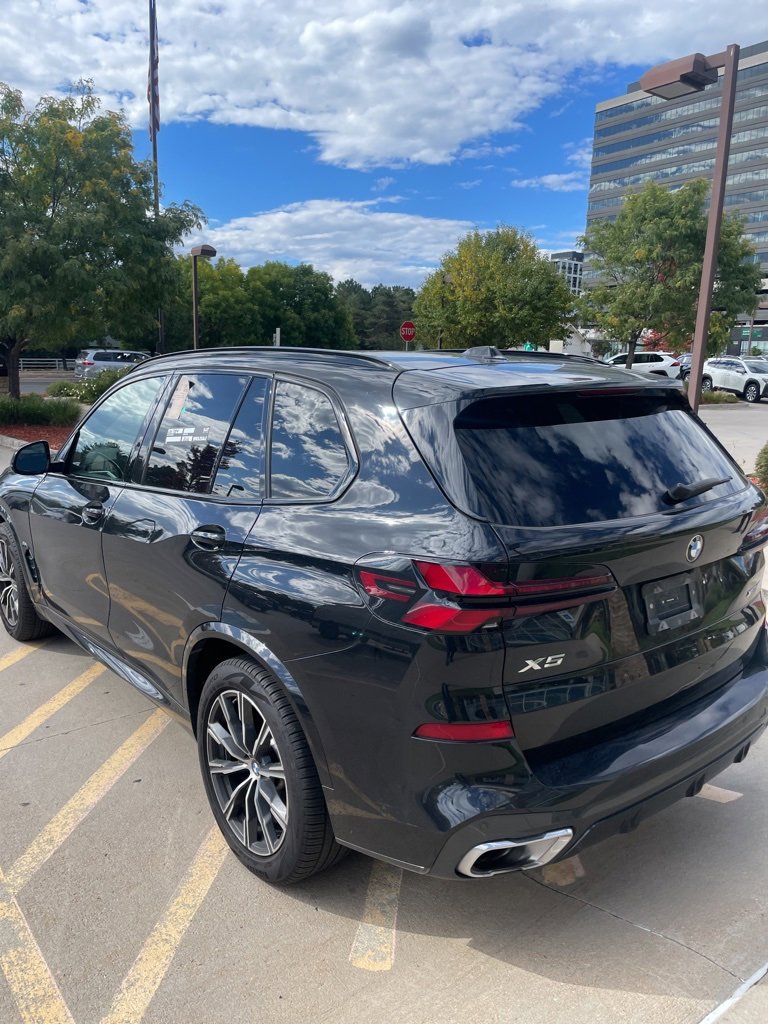 Used 2025 BMW X5 xDrive40i image 3
