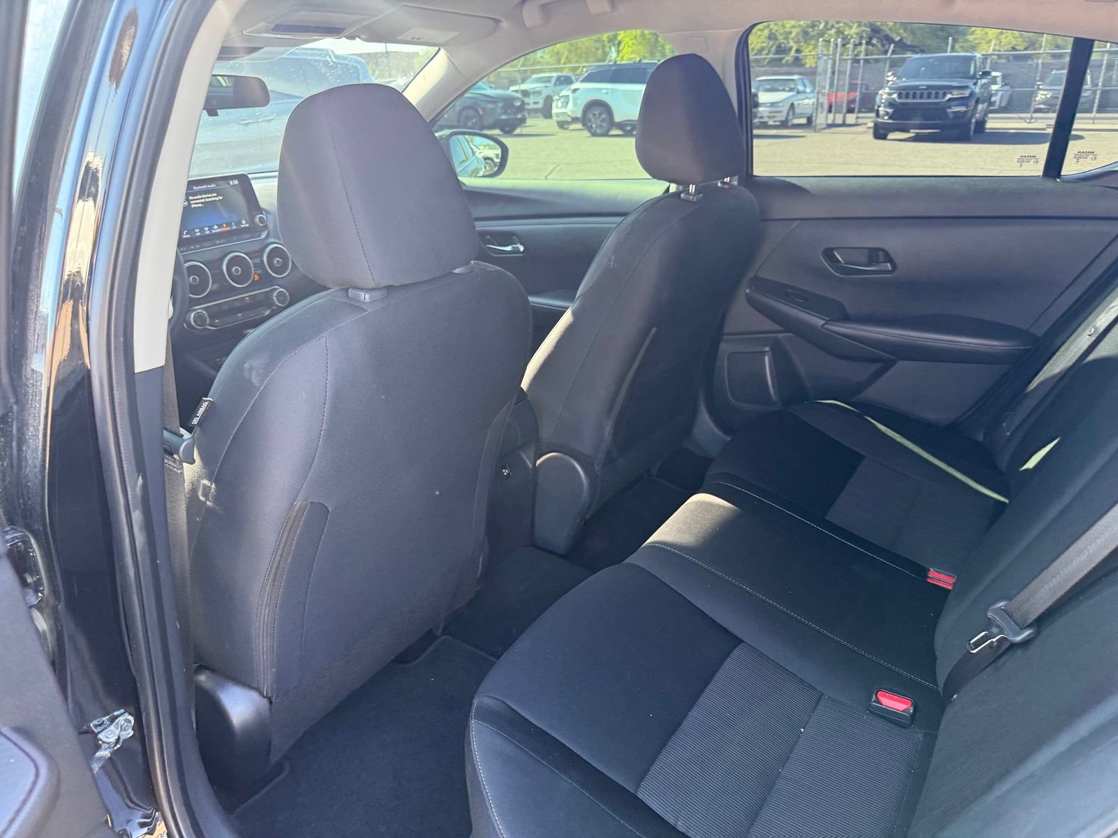 Used 2024 Nissan Sentra SV FWD image 11