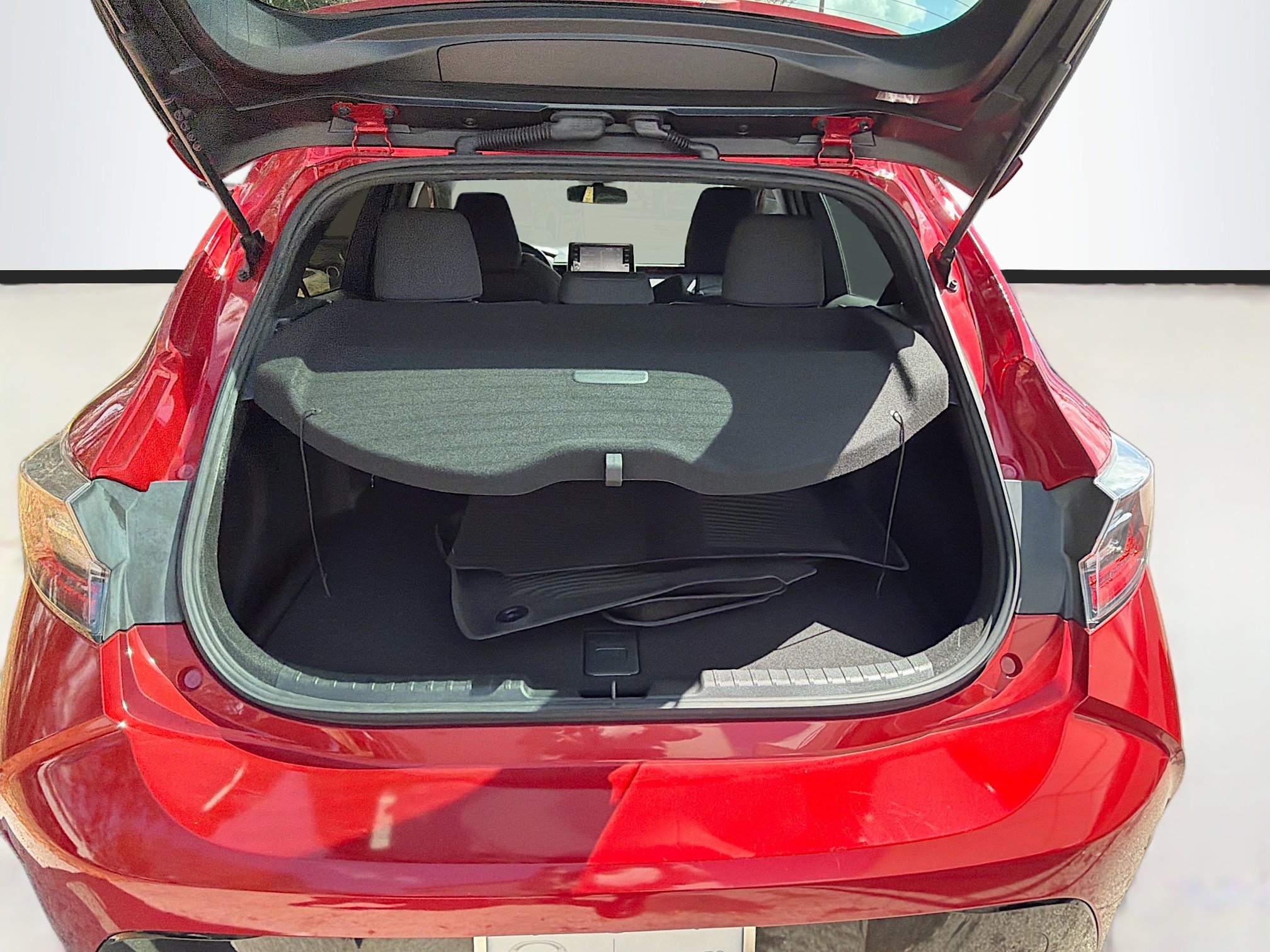 Used 2021 Toyota Corolla SE image 12