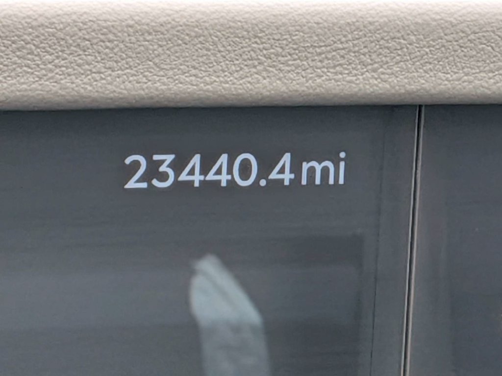 Used 2024 Lincoln Nautilus Premier AWD/4WD image 37