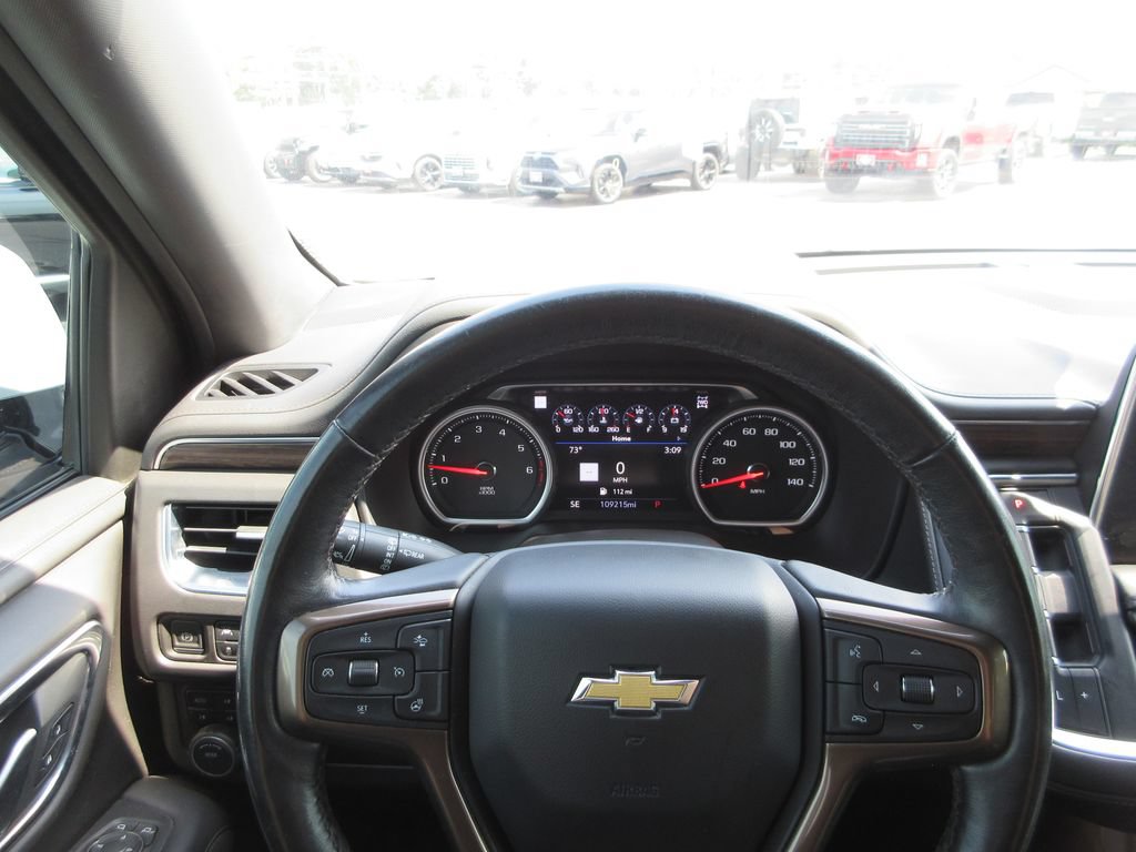 Used 2021 Chevrolet Suburban High Country w/ Premium Package 2 AWD/4WD image 39