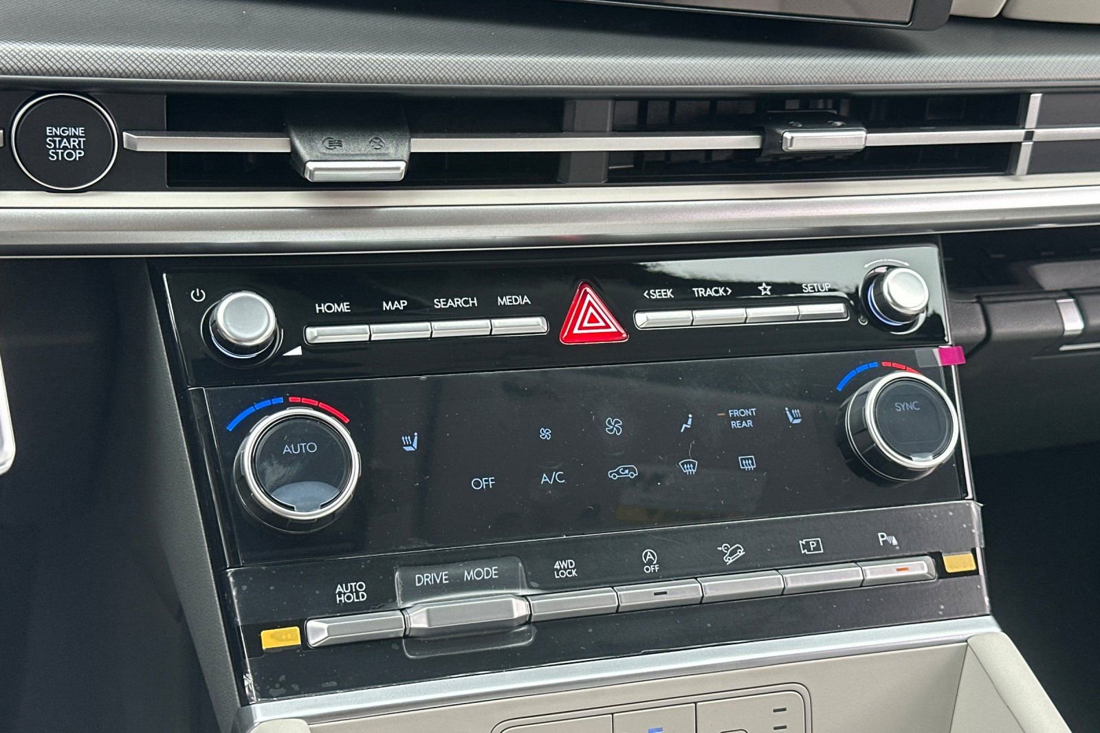 New 2026 Hyundai Santa Fe SEL image 21