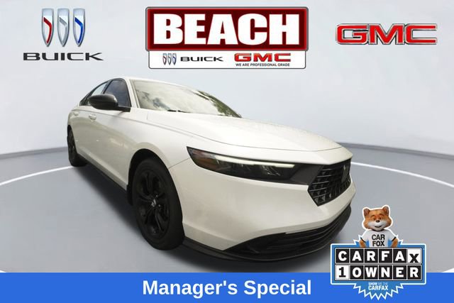Used 2025 Honda Accord SE image 1