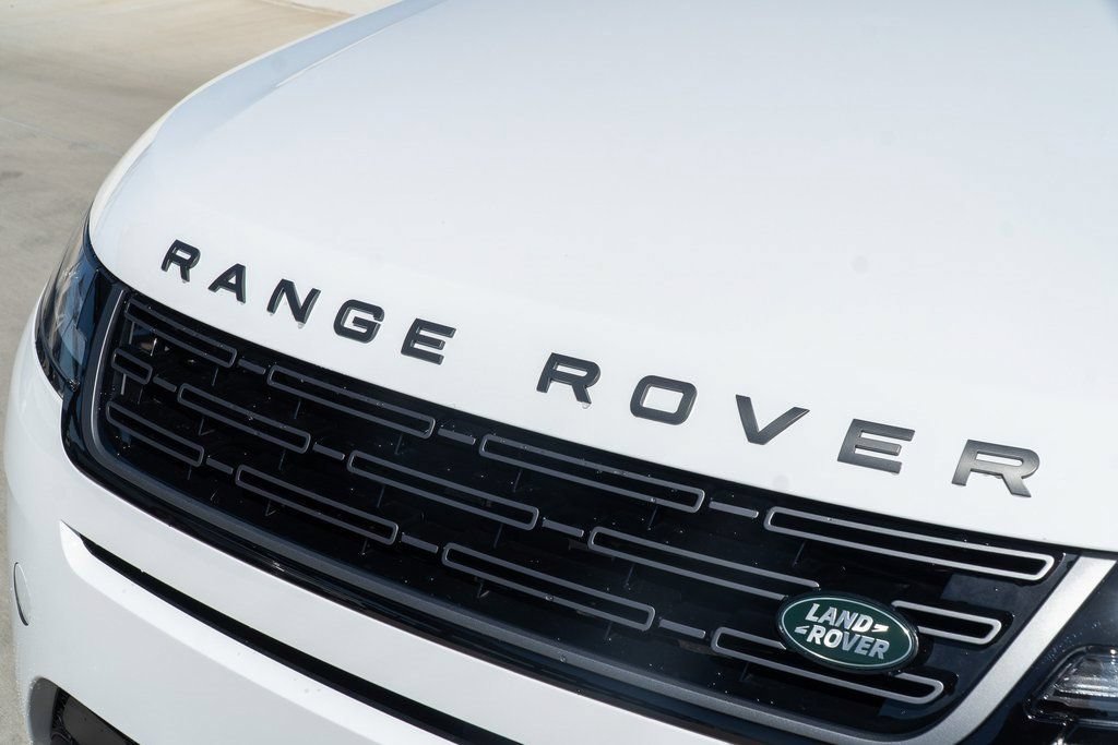 Certified 2026 Land Rover Range Rover Evoque S AWD/4WD image 9