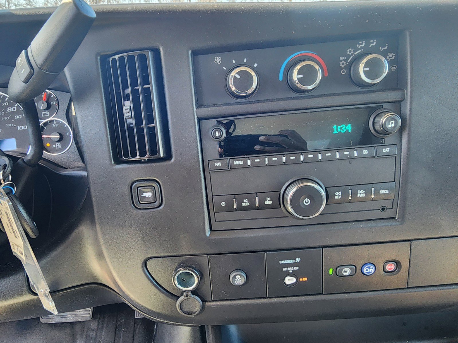 New 2024 Chevrolet Express 3500 w/ Power Convenience Package image 26