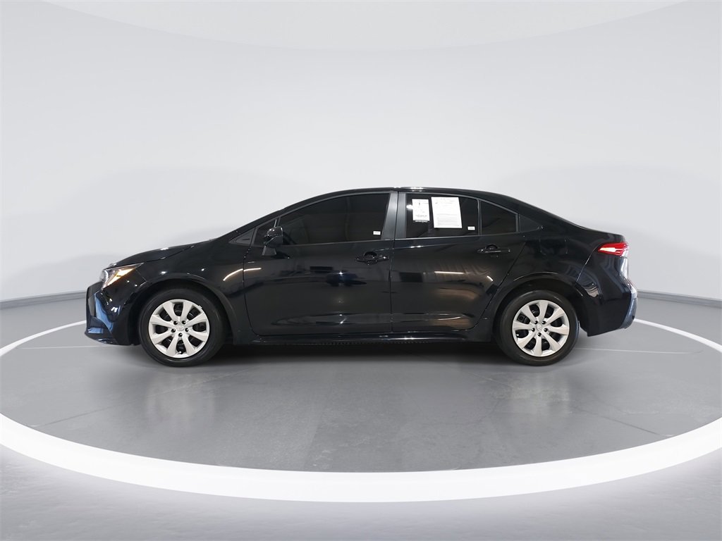 Used 2024 Toyota Corolla LE image 5