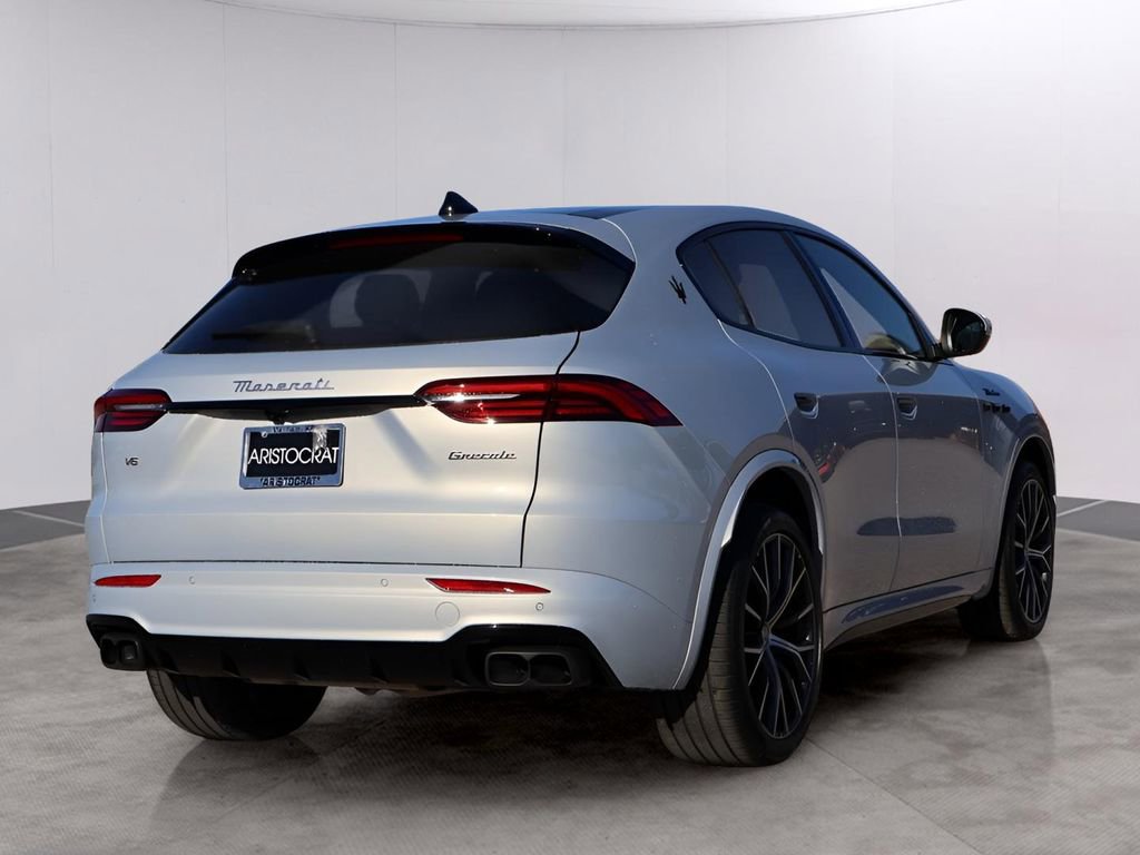 New 2026 Maserati Grecale Modena image 7