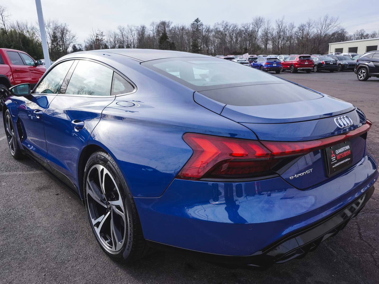 Used 2022 Audi e-tron GT Premium Plus w/ Performance Package image 7