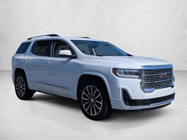 Used 2020 GMC Acadia Denali w/ Technology Package FWD image 3