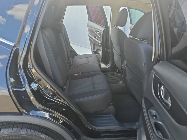 Used 2018 Nissan Rogue S image 16