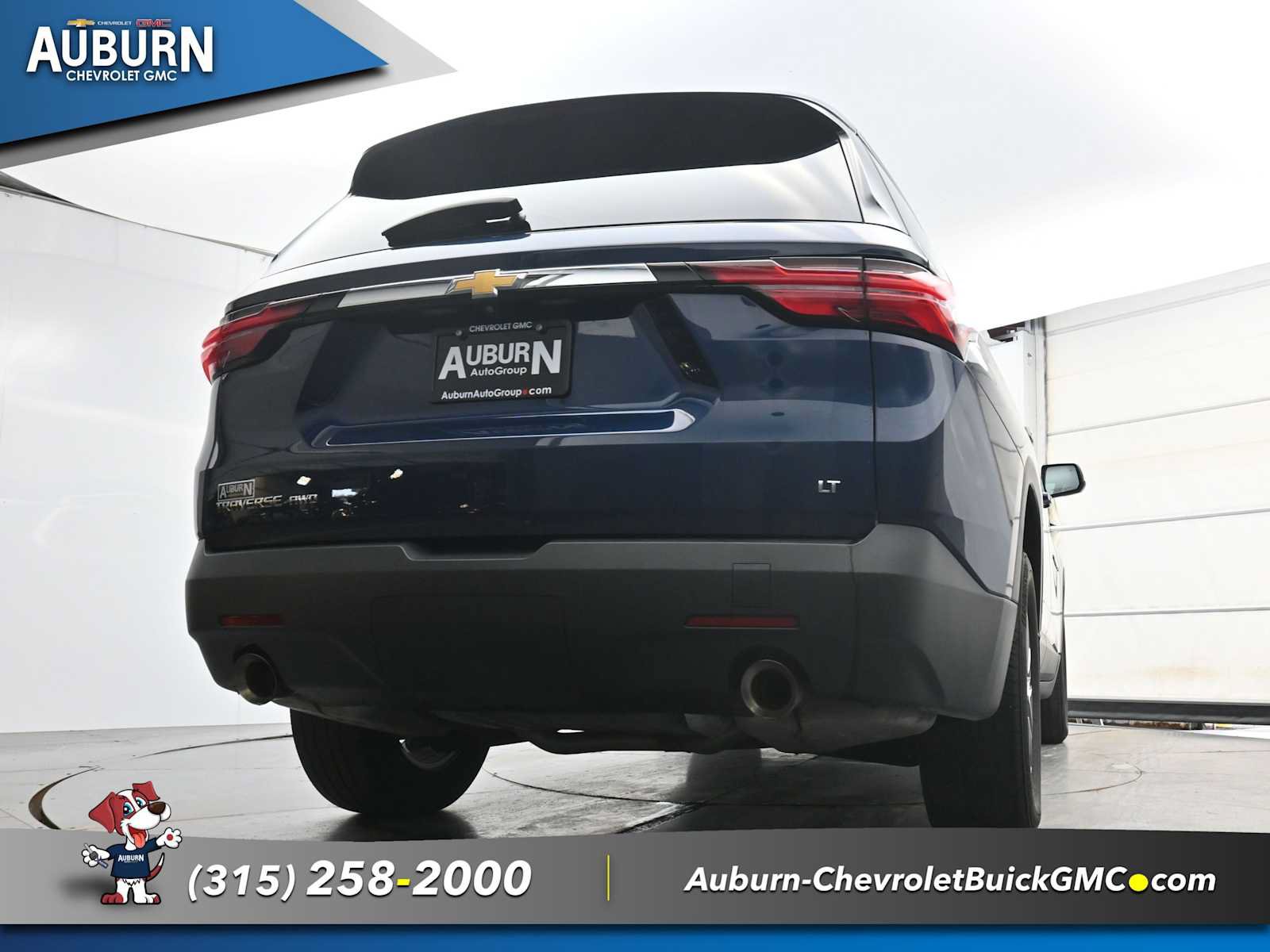 Used 2023 Chevrolet Traverse LT AWD/4WD image 24