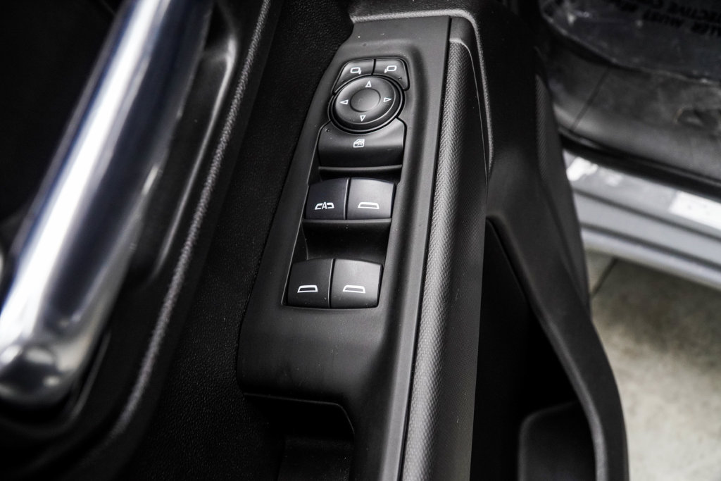 Used 2025 Chevrolet Silverado 1500 Custom RWD image 32