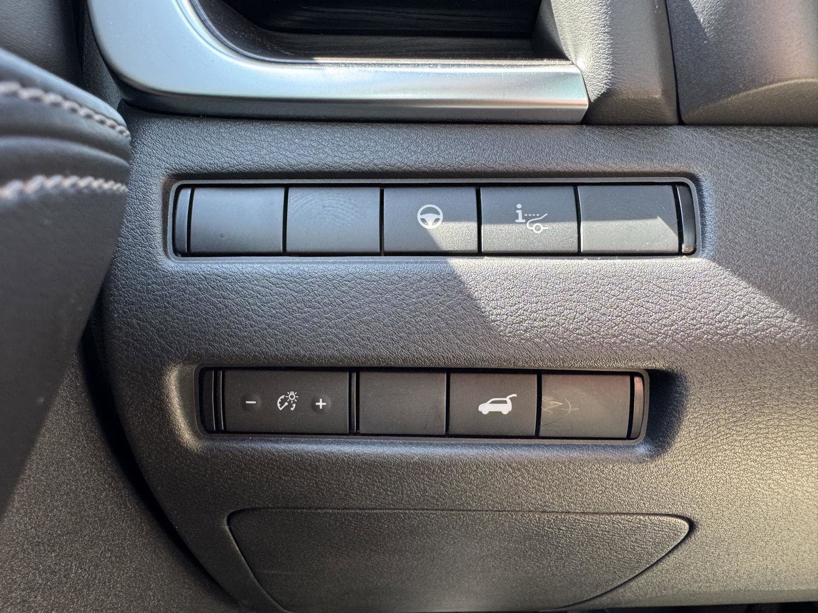 Used 2021 Nissan Rogue Platinum image 28