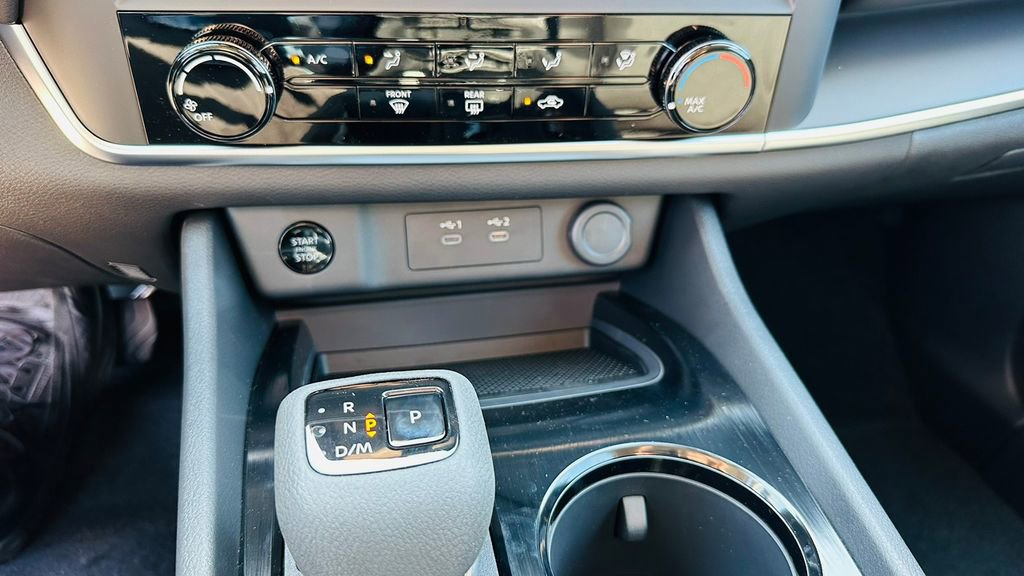 New 2026 Nissan Rogue S image 23