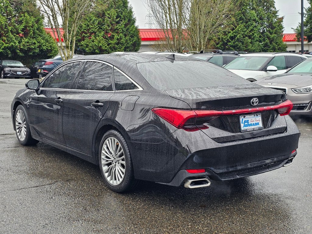 Used 2019 Toyota Avalon Limited w/ Preferred Accessory Package image 7