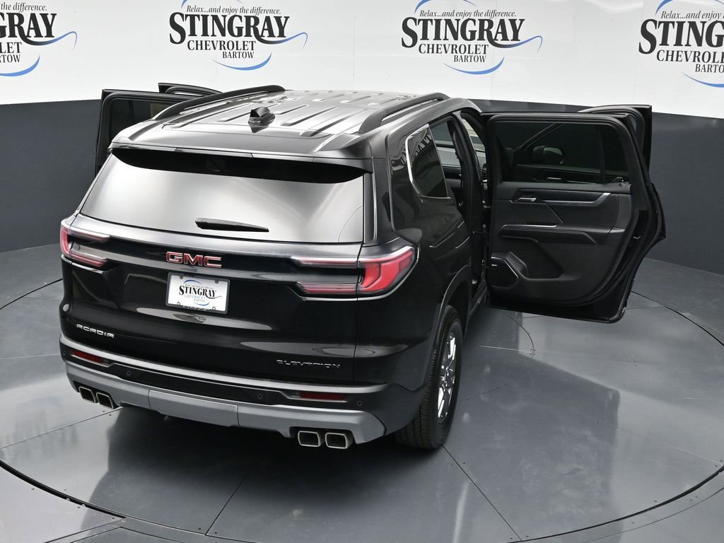 Certified 2025 GMC Acadia Elevation FWD image 30