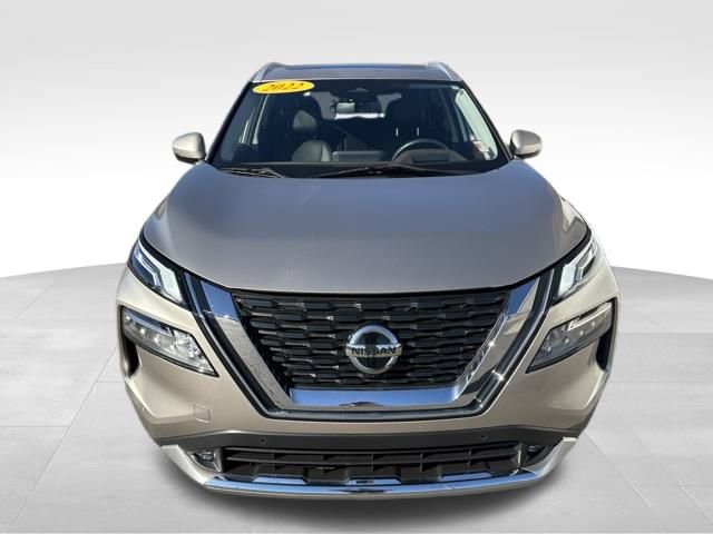 Used 2022 Nissan Rogue Platinum w/ Head-Up Display Package image 2