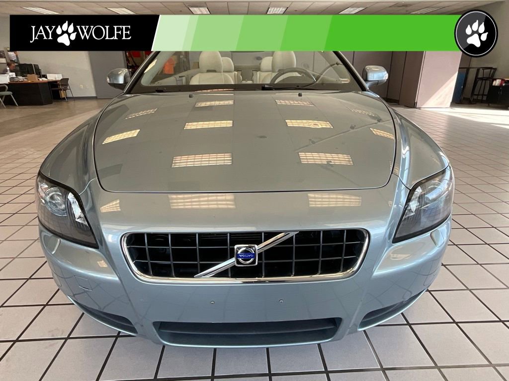Used 2008 Volvo C70 T5 image 2