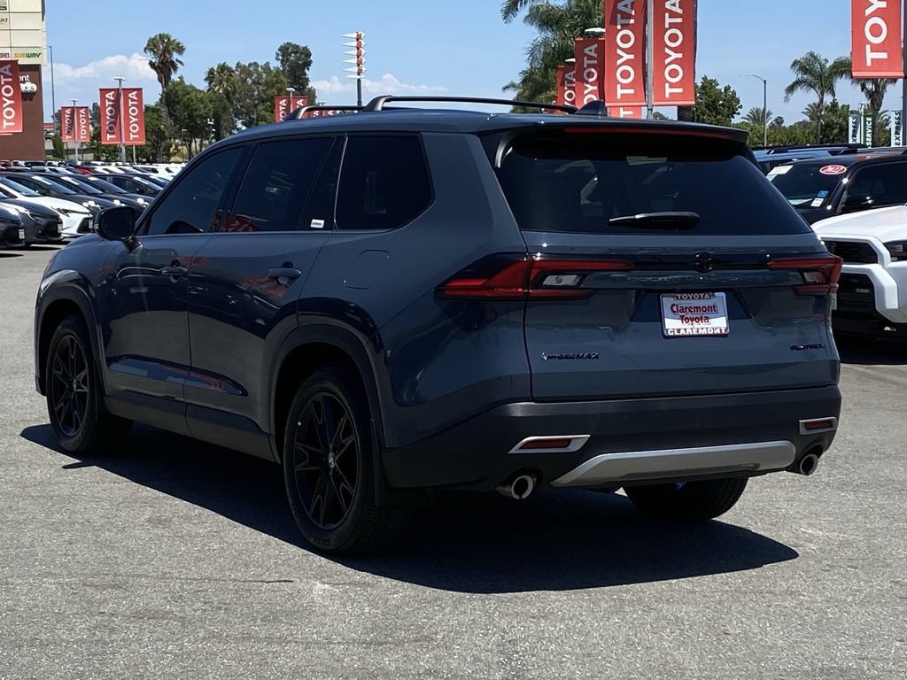 Certified 2025 Toyota Grand Highlander AWD Hybrid image 40