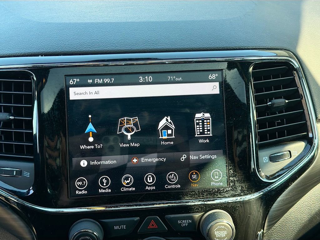 Used 2019 Jeep Grand Cherokee Altitude image 33