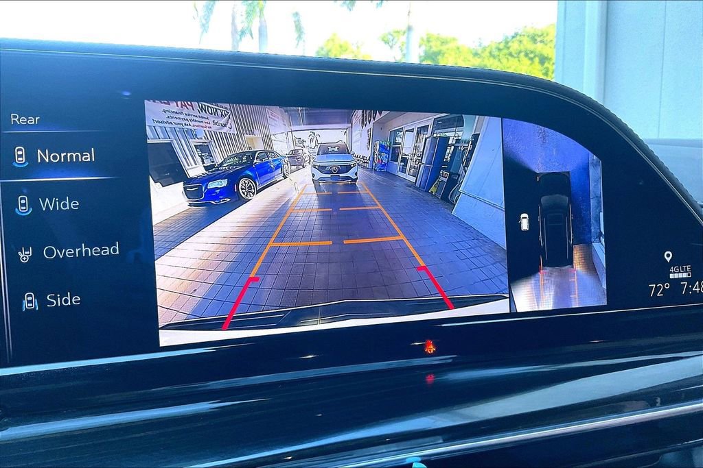 Used 2022 Cadillac Escalade Premium Luxury w/ Touring Package image 12