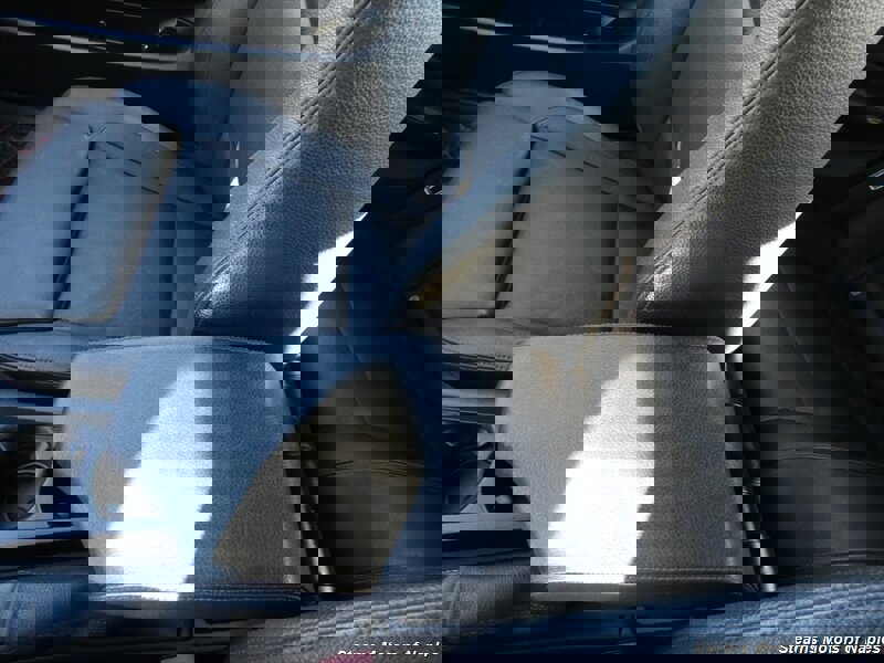 Used 2010 BMW 128i Convertible image 36