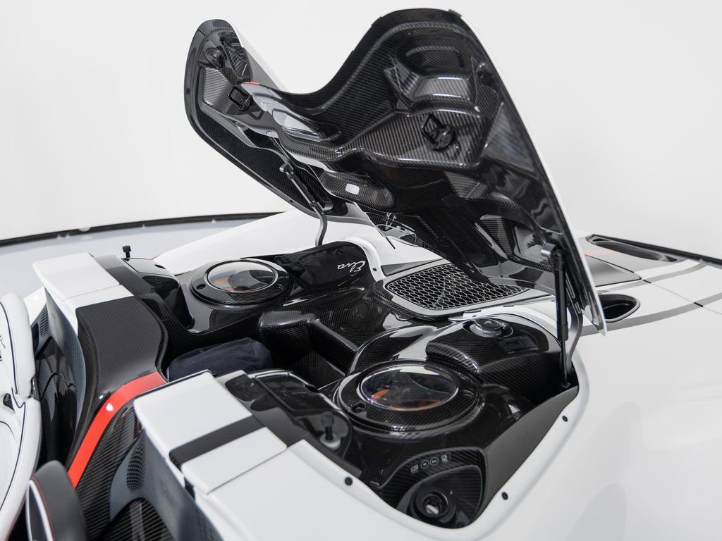 Used 2021 McLaren Elva image 46