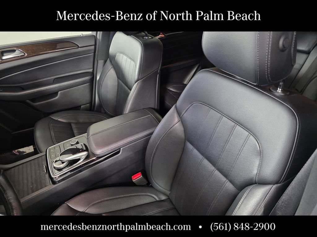 Used 2018 Mercedes-Benz GLS 450 4MATIC image 11