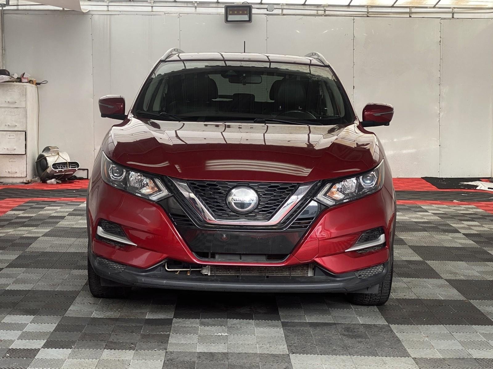Used 2020 Nissan Rogue Sport SL image 2