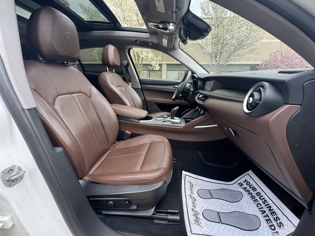 Used 2021 Alfa Romeo Stelvio Ti AWD/4WD image 18