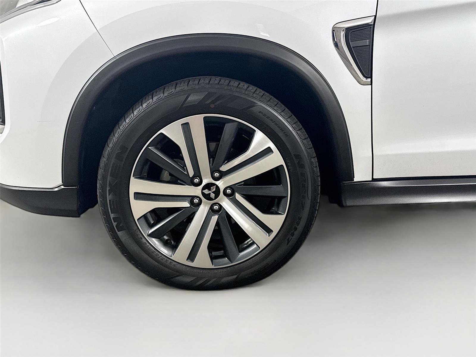 Used 2024 Mitsubishi Outlander Sport AWD image 23
