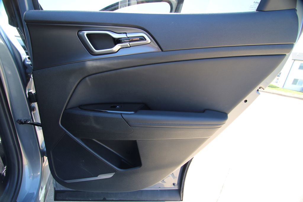 Used 2023 Kia Sportage EX image 41