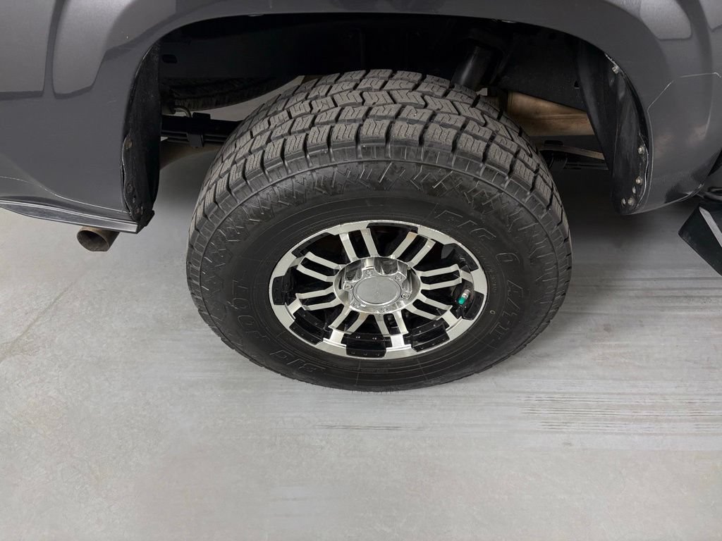 Used 2018 Toyota Tacoma SR w/ SR Convenience Package AWD/4WD image 14