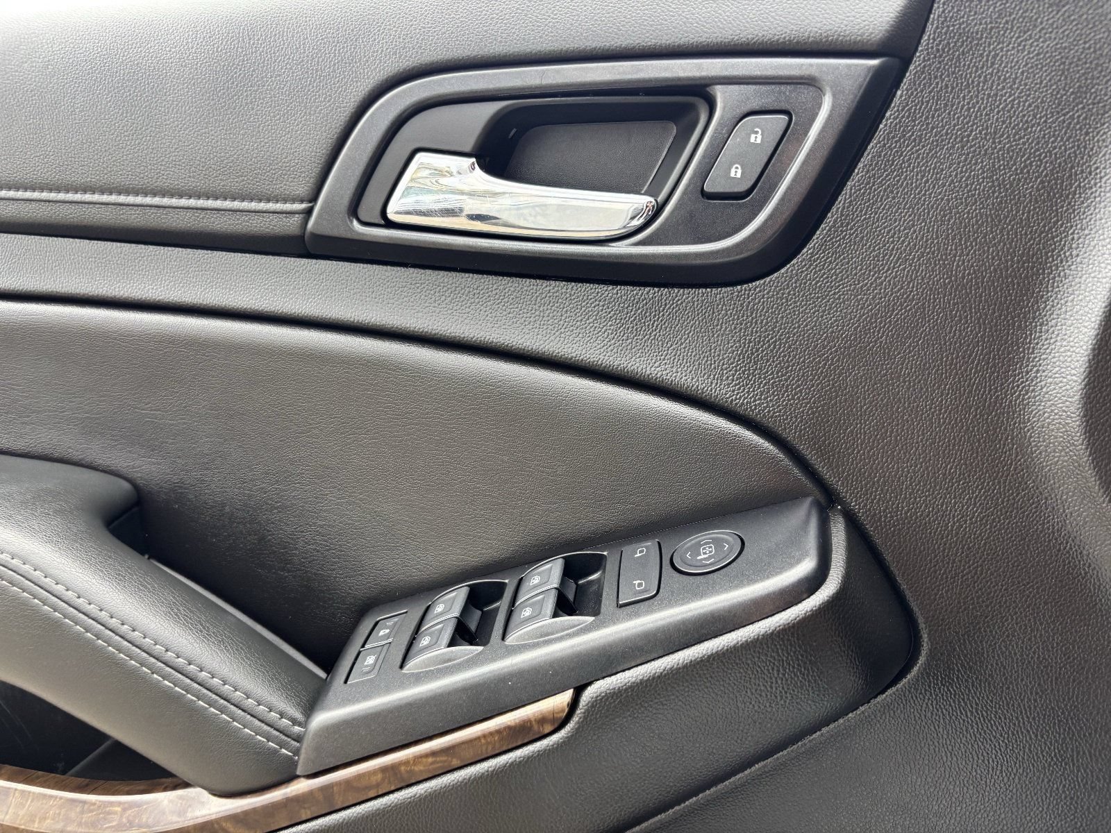 Used 2019 Chevrolet Tahoe LS AWD/4WD image 22