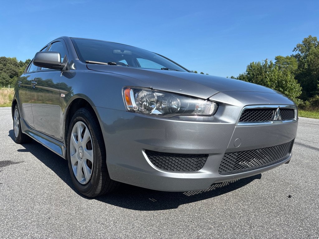 Used 2013 Mitsubishi Lancer ES FWD image 7